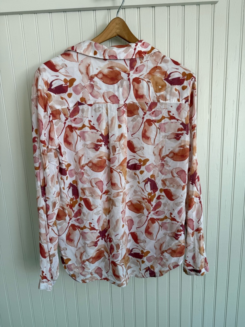 Cloth & Stone Watercolor Floral Button-Up Shirt Size Small Pink & Rust - Picture 4 of 5